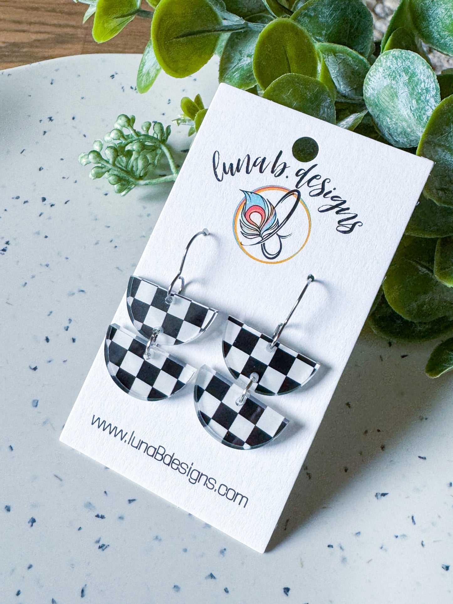 Summer: Black & White Checkered Drops