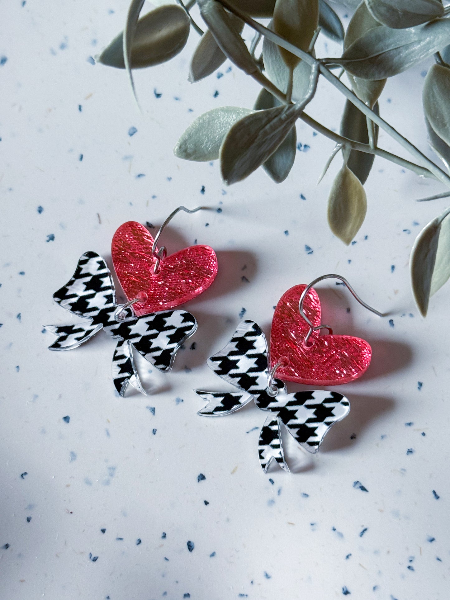 Valentine: Pink Heart w/ Houndstooth Bow