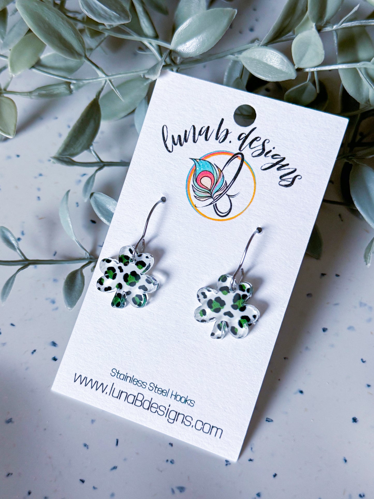 St. Patrick’s Day: Mini Leopard Shamrocks