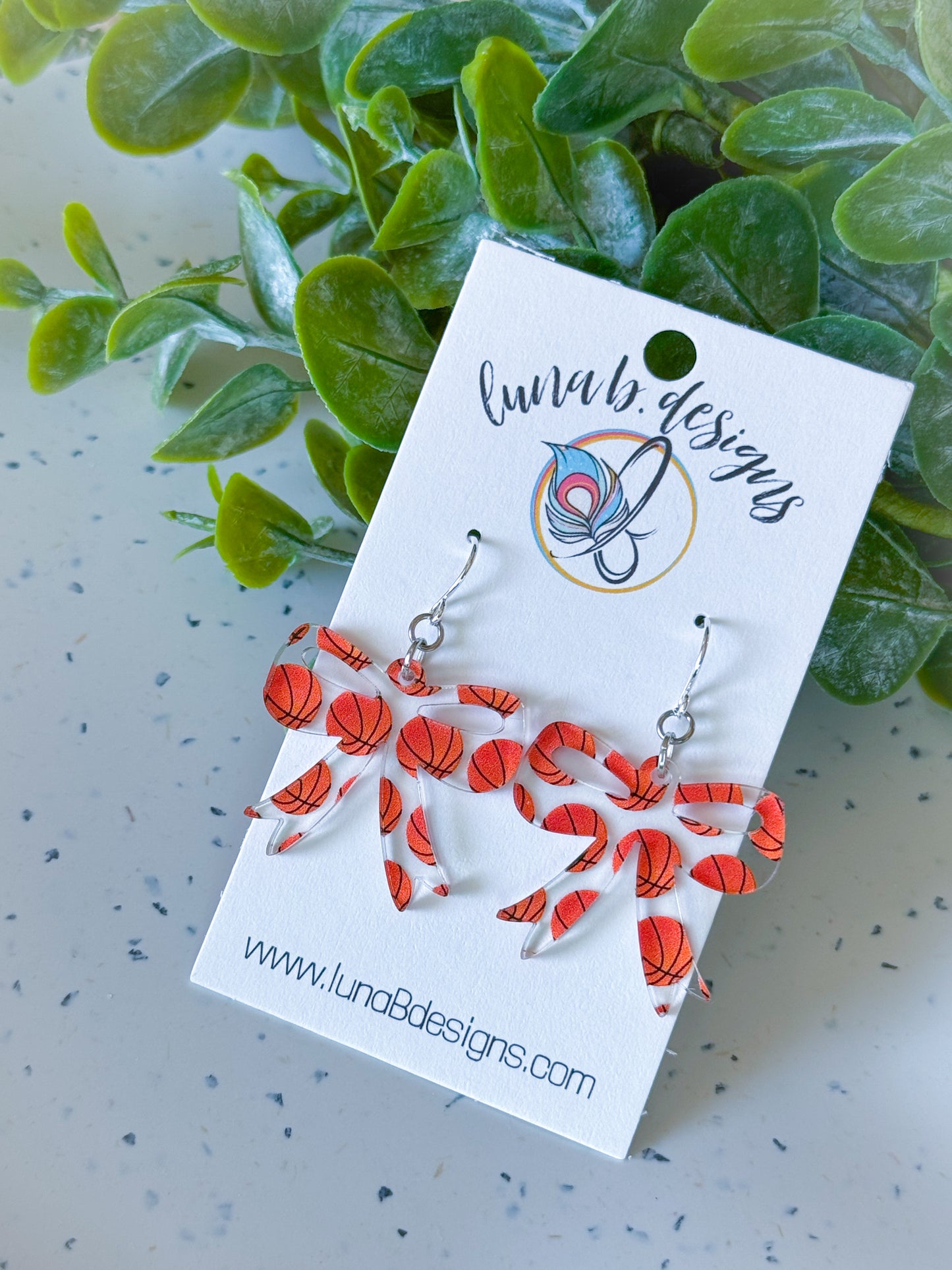 Sporty Bows: Basketball