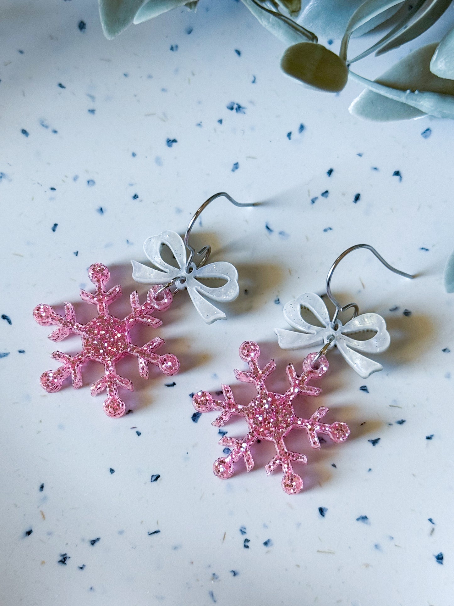 Christmas Collection: Pink Snowflake w/ Bow