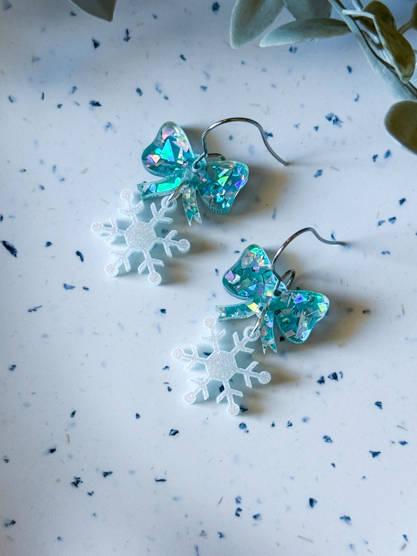 Christmas Collection: Teal Snowflake w/ Bow