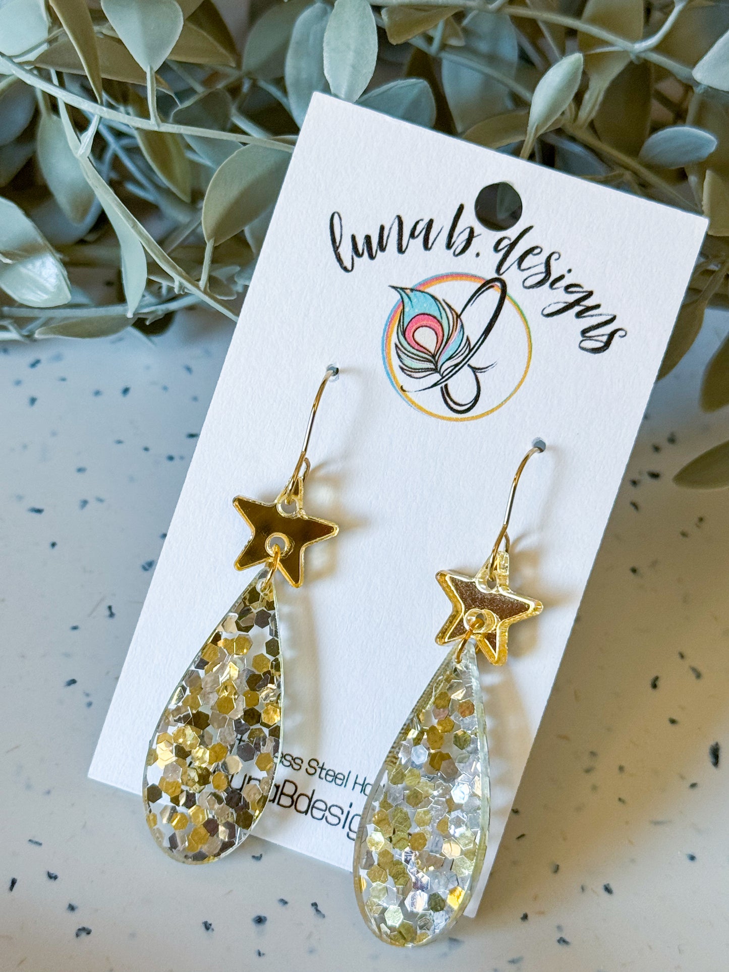 New Year’s Drops: Gold/Silver w/ Gold Star