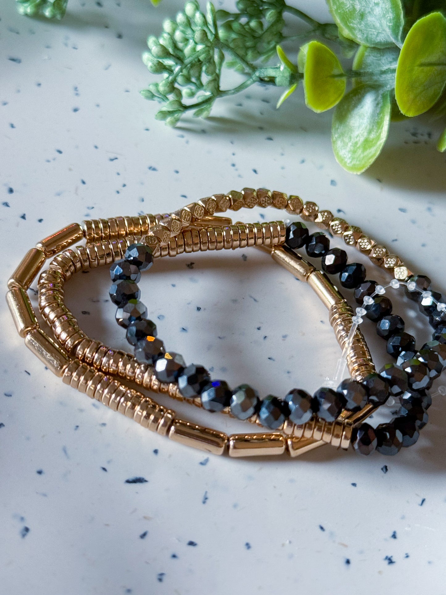 Bracelets - Black/Gold