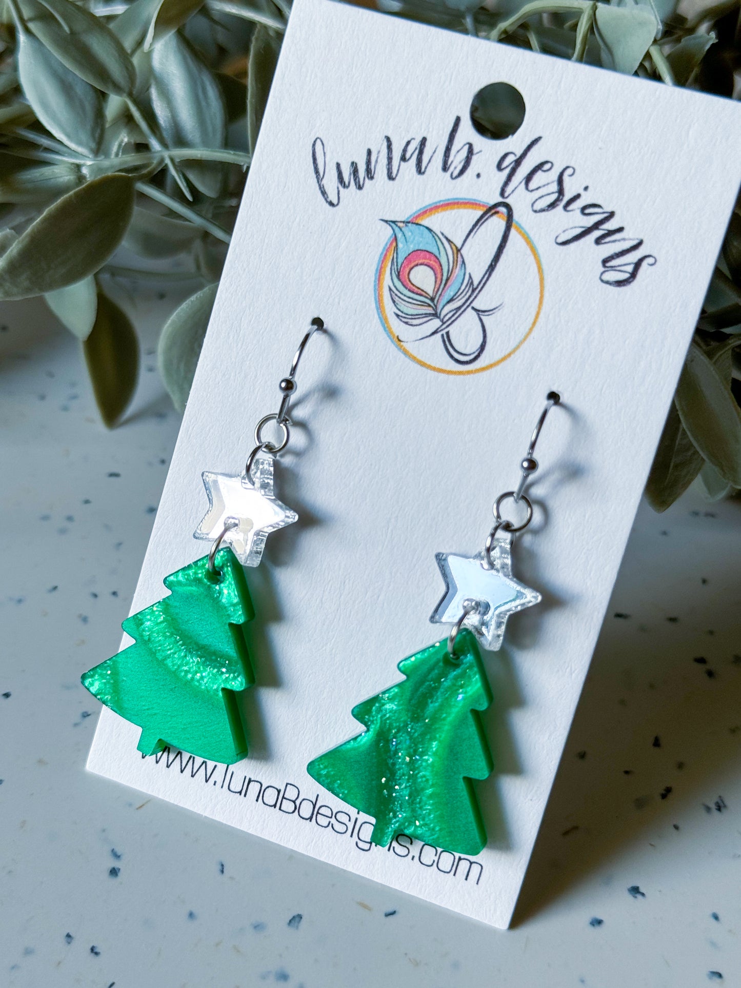 Christmas Collection: Green Marbled Tree w/ Silver Star