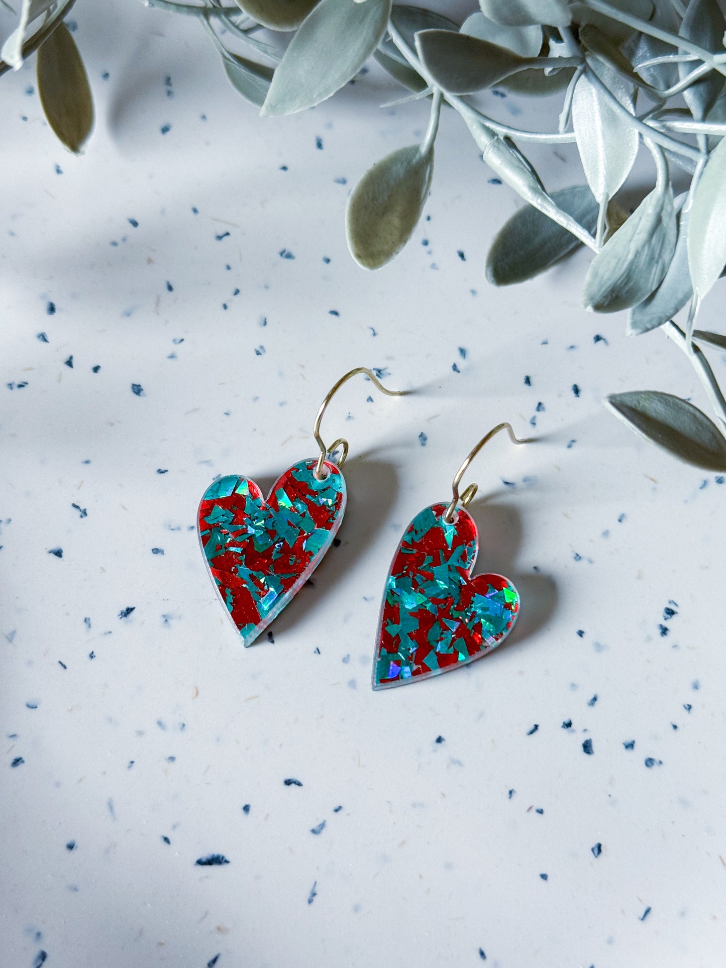 Valentine: Red/Teal Hearts