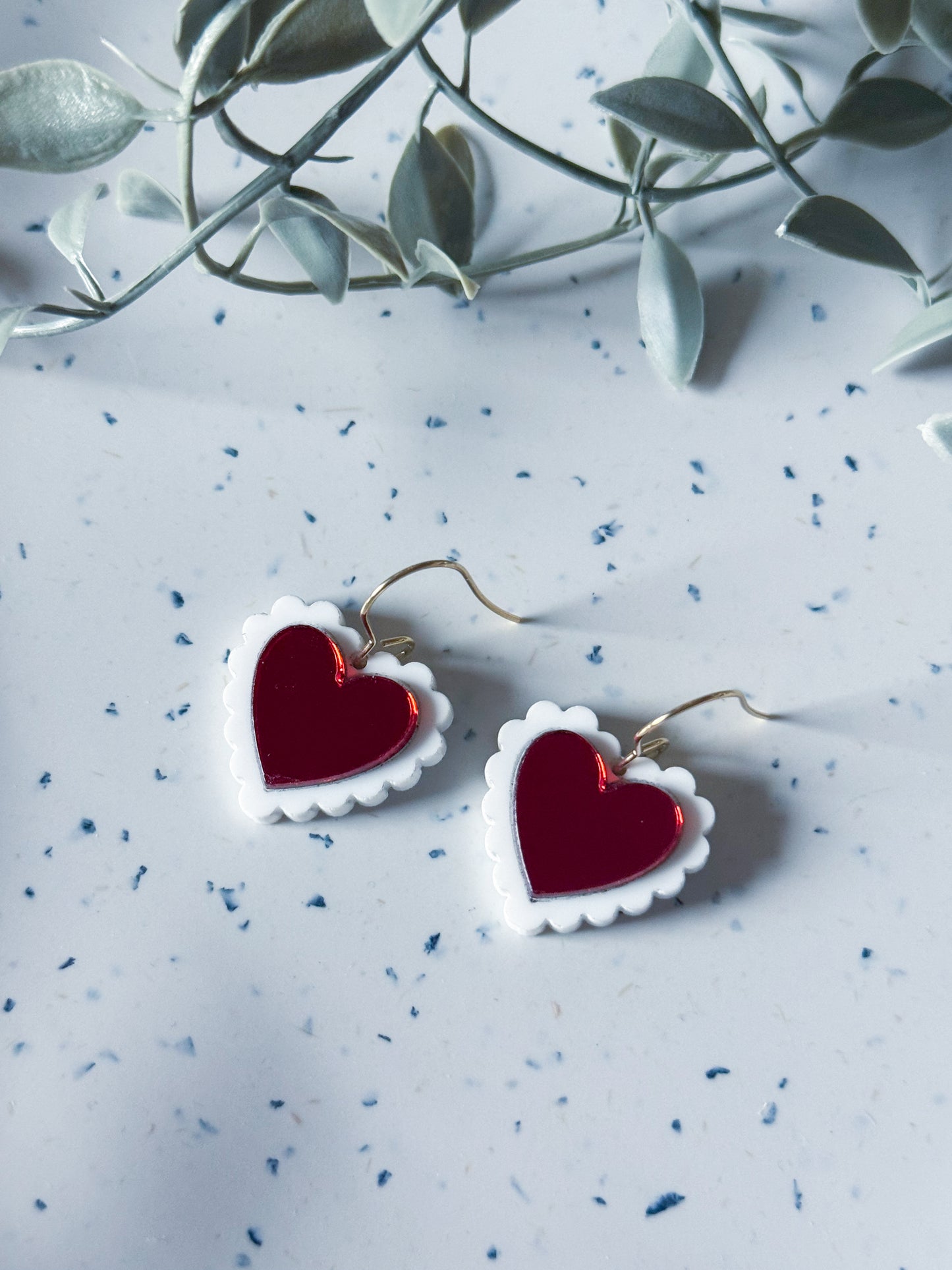 Valentine: Red Heart w/ White