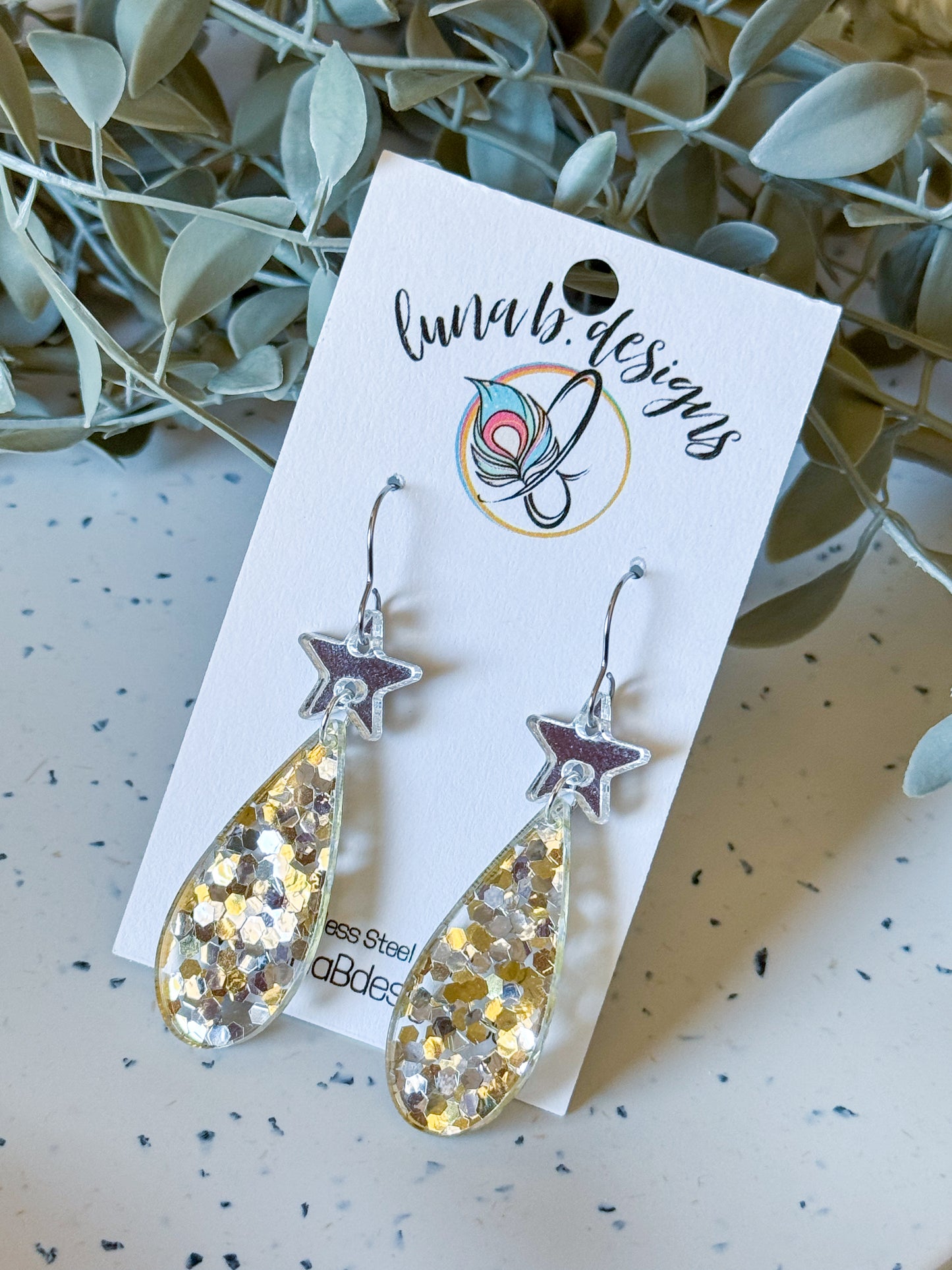 New Year’s Drops: Gold/Silver w/ Silver Star