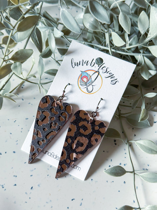 Valentine: Black/Rose Leopard Hearts