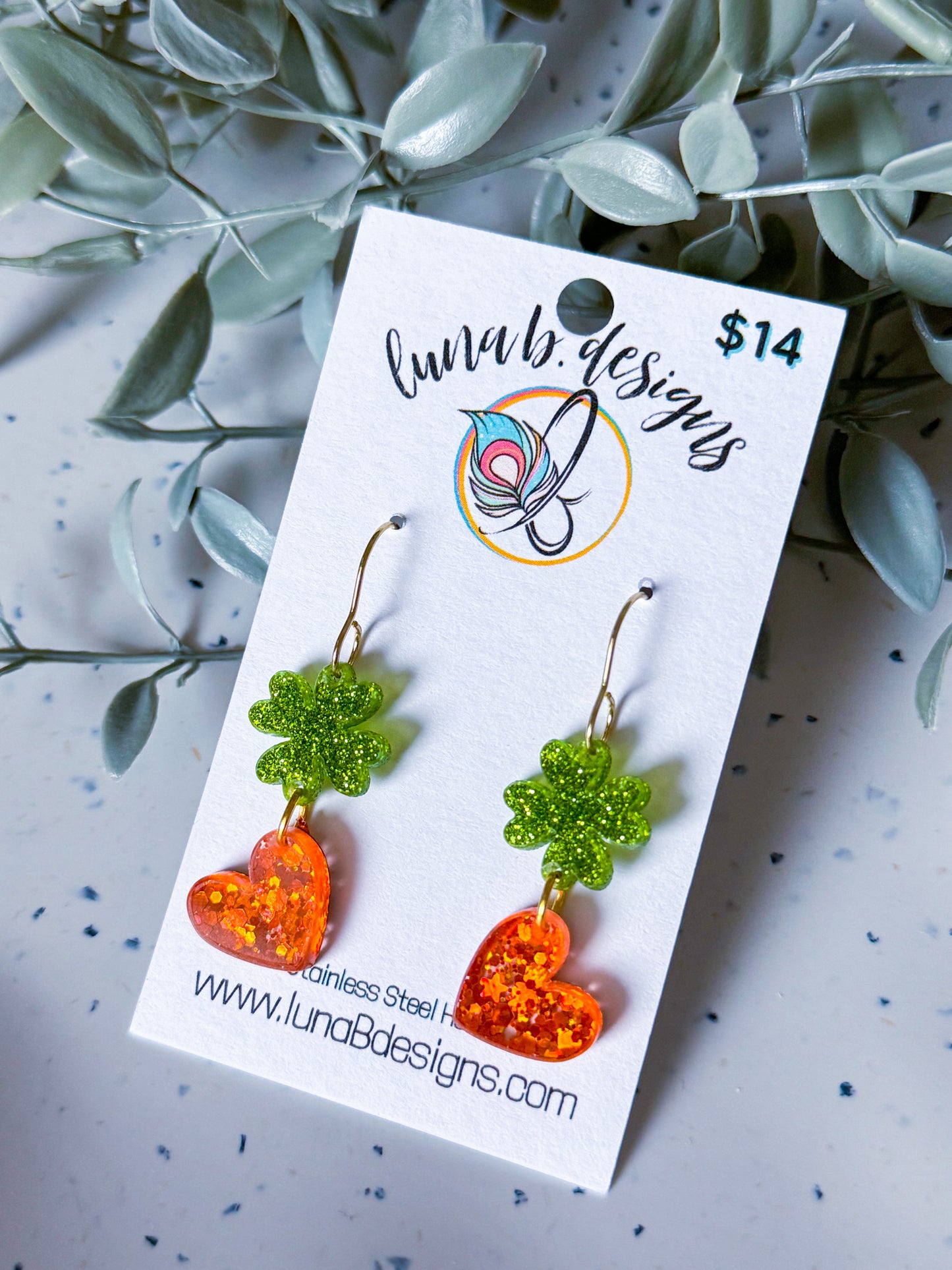 St. Patrick’s Day: Clover w/ Orange Heart