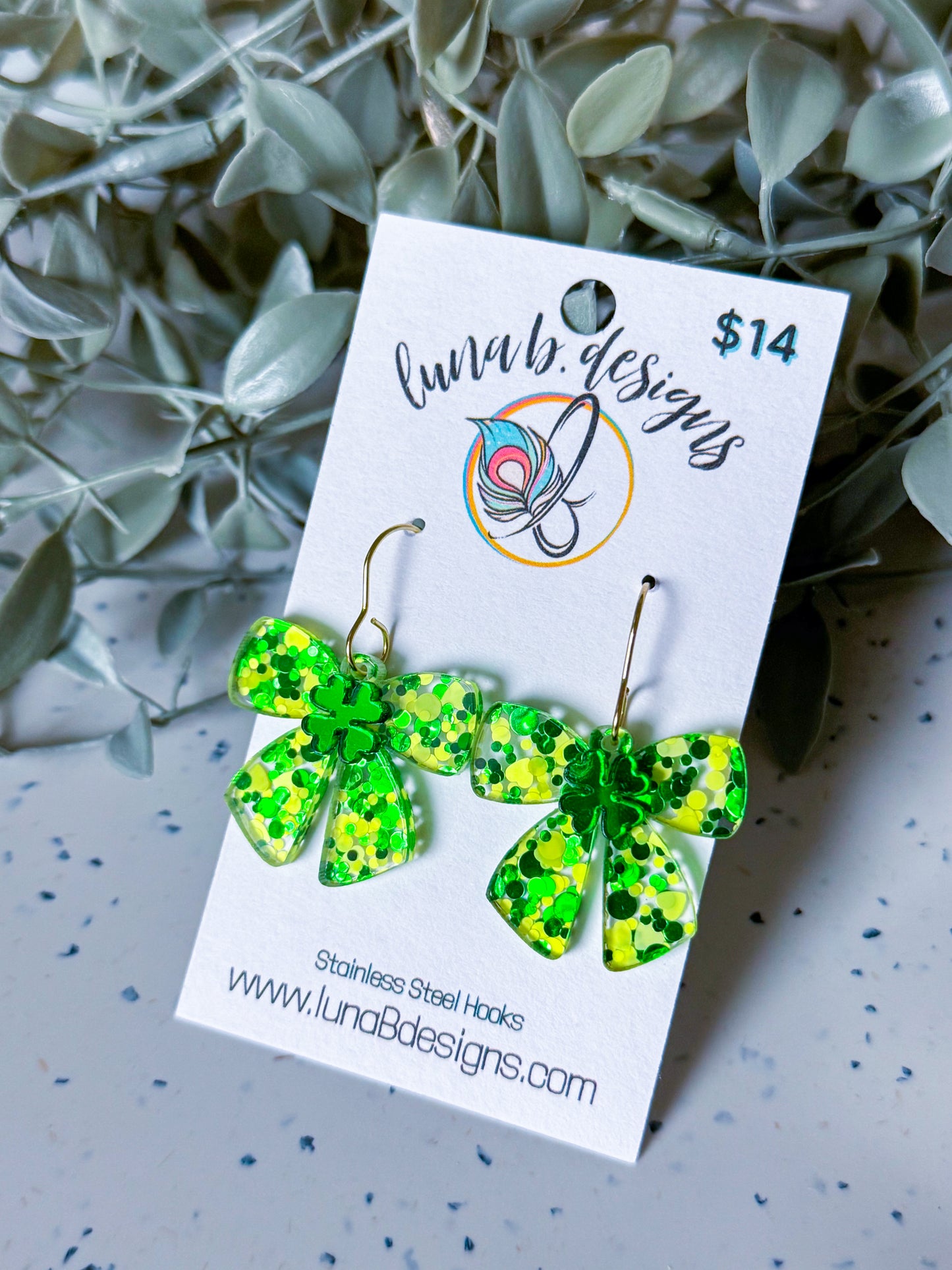 St. Patrick’s Day: Clover Bow