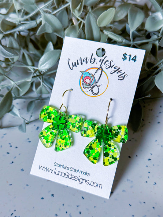 St. Patrick’s Day: Clover Bow