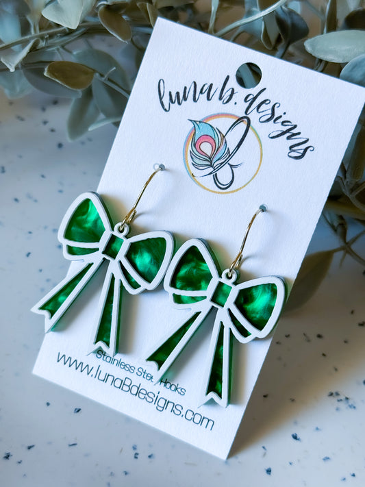 Christmas Collection: Green Bow w/ White Outline