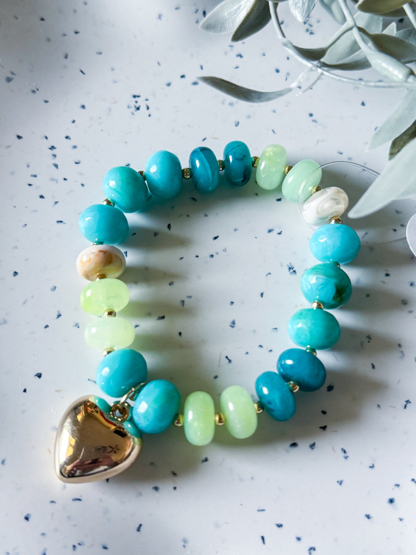 Beaded Bracelet w/ Gold Heart - Blue (large)