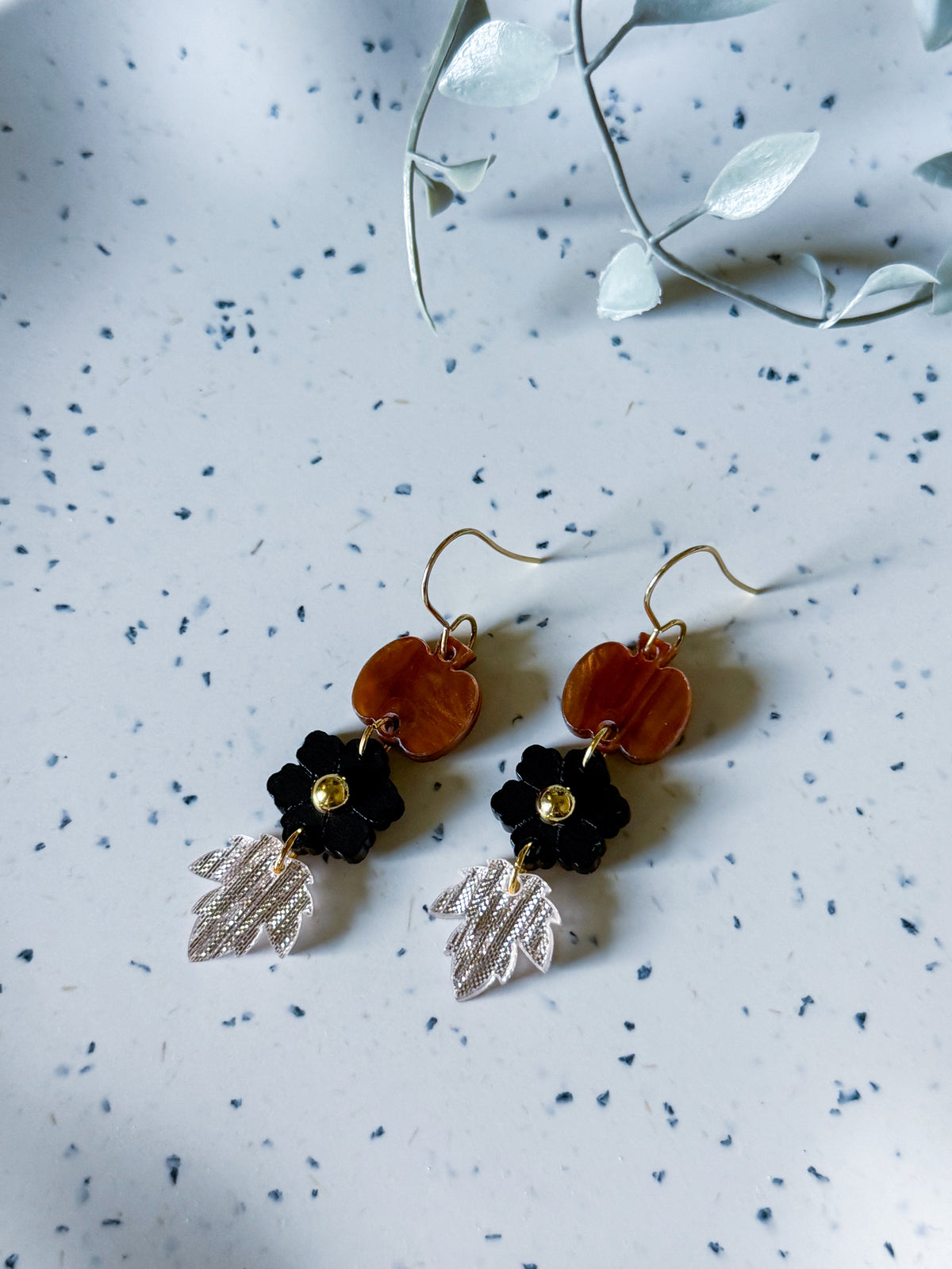 FALLoween: Pumpkin w/ Black Flower
