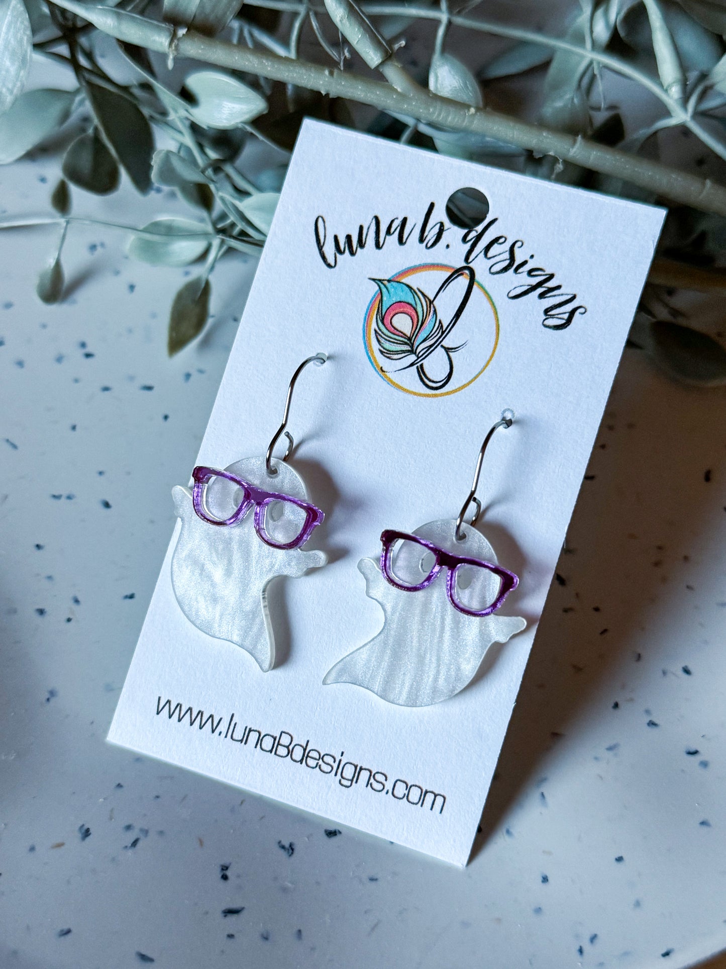 FALLoween: Ghost w/ Glasses