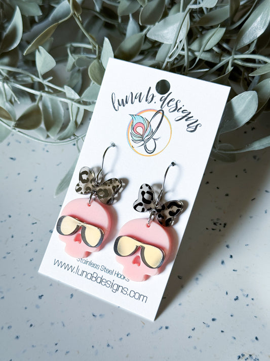 SummerWEEN: Skull w/ Glasses & Bow