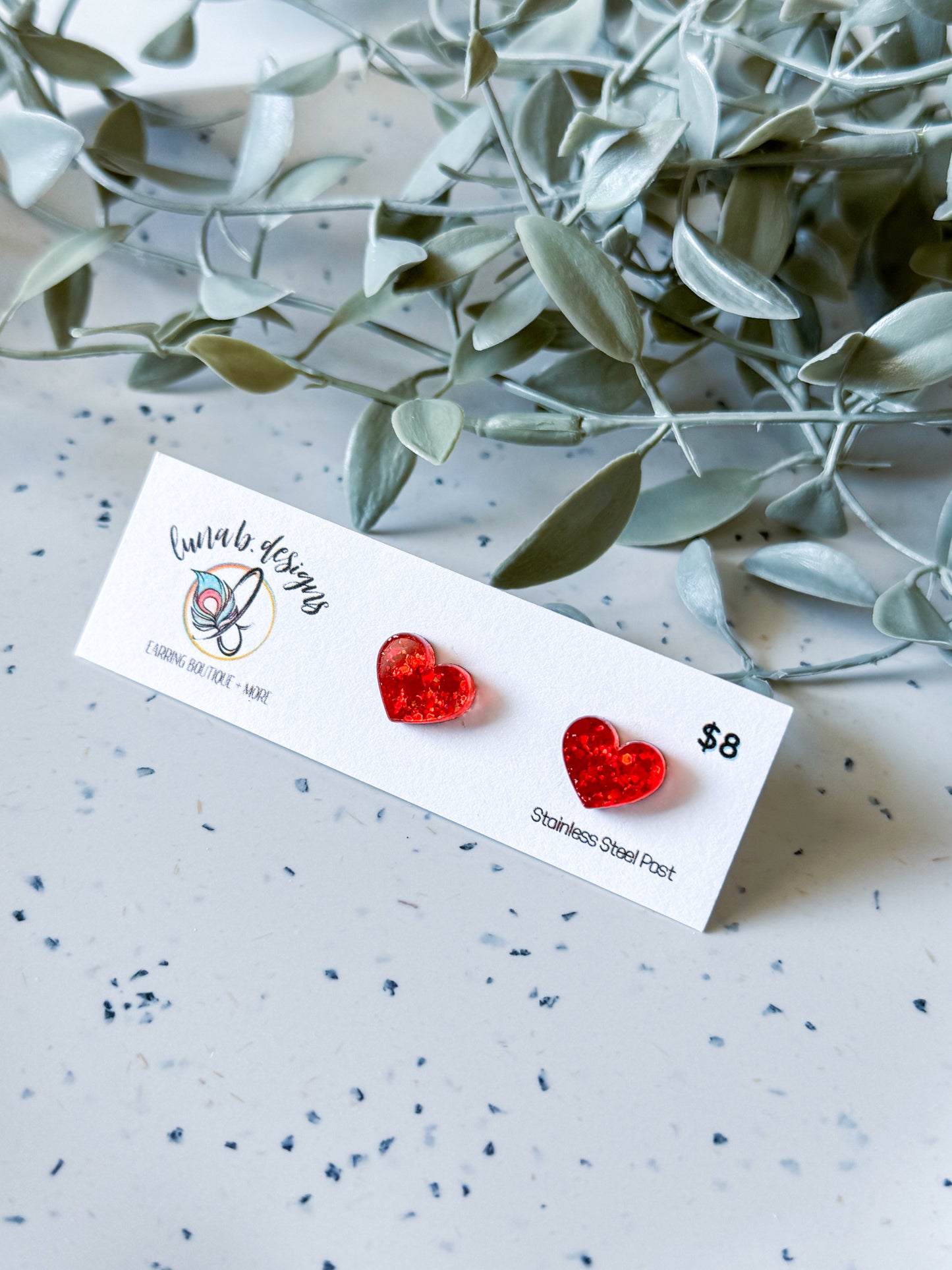 Valentine: Heart Studs (Red)
