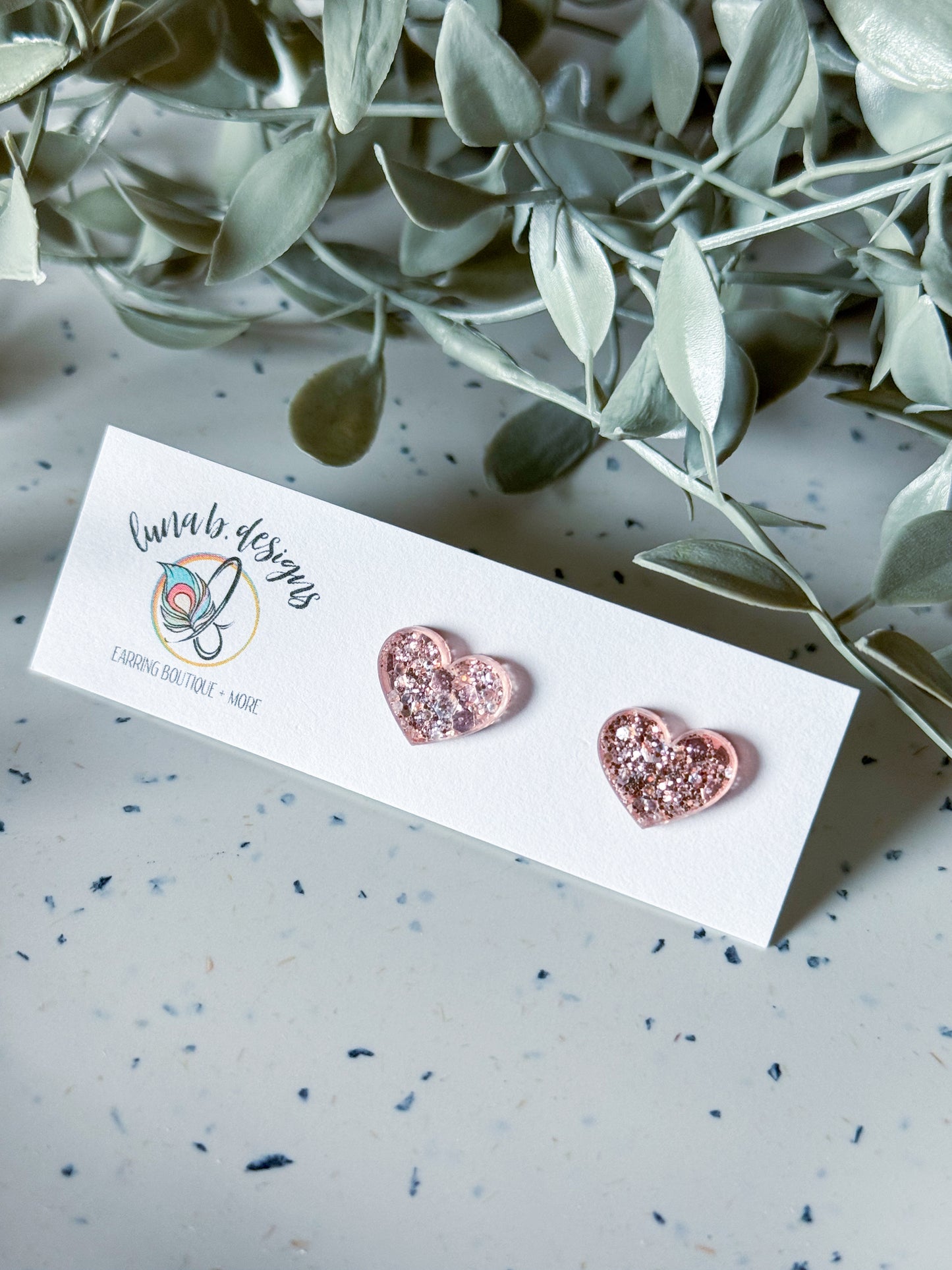 Valentine: Heart Studs (Pink)